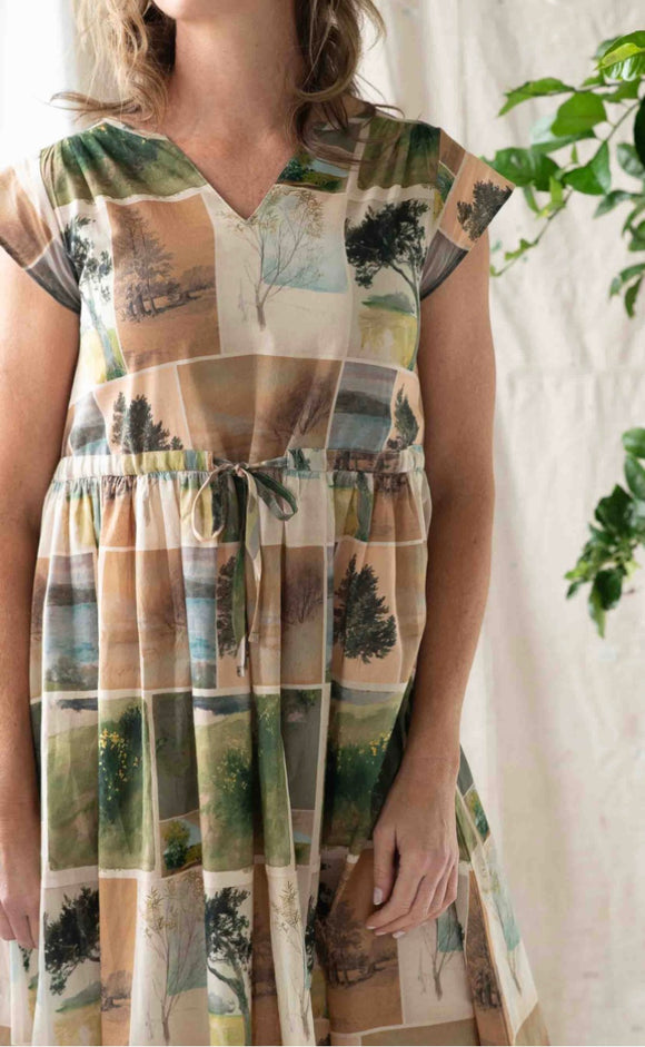 Lazybones Heide Nature Studies Dress